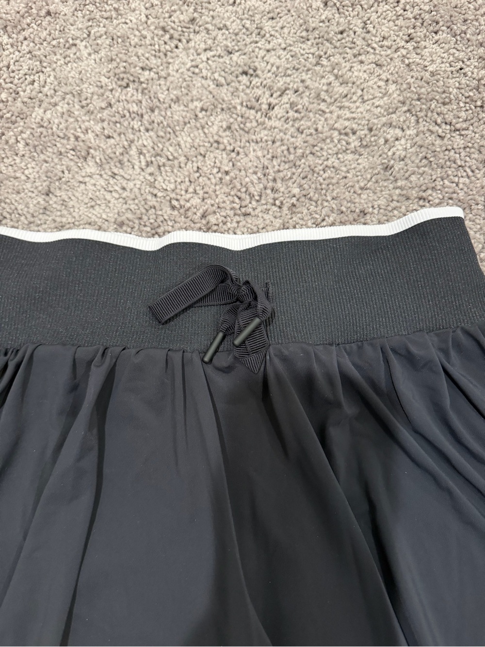 Women’s All in Motion Black Athletic Skort with Drawstring Waist Size Small EUC - Picture 3 of 6